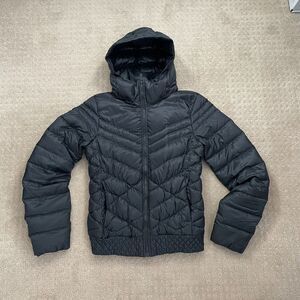 NIKE Cascade 700 Down Goose Jacket Women Small Black Removable Hood Puff NWOT‎